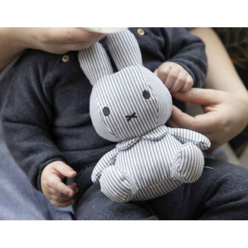 Muñeco Miffy 20cm Fun at Sea. Tiamo Collection