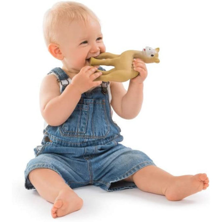 Mordedor Al´Thir el camello 100% hevea. Sophie la girafe