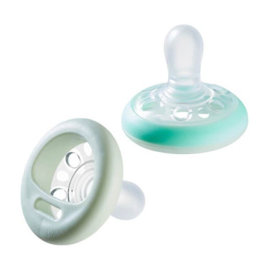 Chupete con forma de pecho Noche (2 und). Tommee Tippee