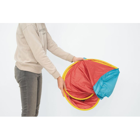 Tienda de juegos con protección solar (playa, jardín , terraza). Olmitos