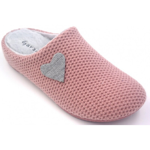 Zapatillas de casa “Etna”. Garzón