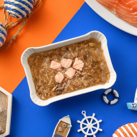 Pouch de atún y salmón para gatos MOOCHIE delicias carnosas