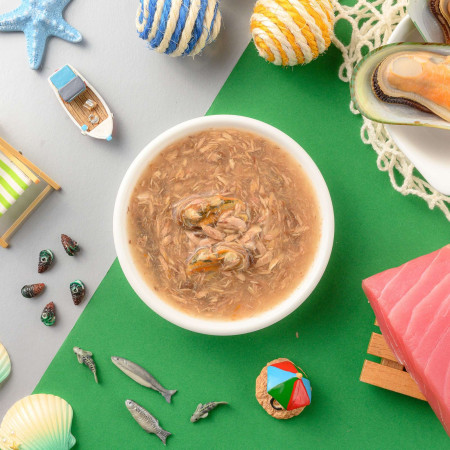 Pouch de atún y mejillón para gatos senior MOOCHIE delicias carnosas