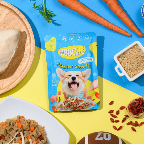 Pouch de pollo y verduras para cachorros MOOCHIE crecimiento saludable