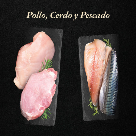Alimento semihúmedo para cachorros pollo, cerdo y pescado 78% NutraDog WILD. 2 kg